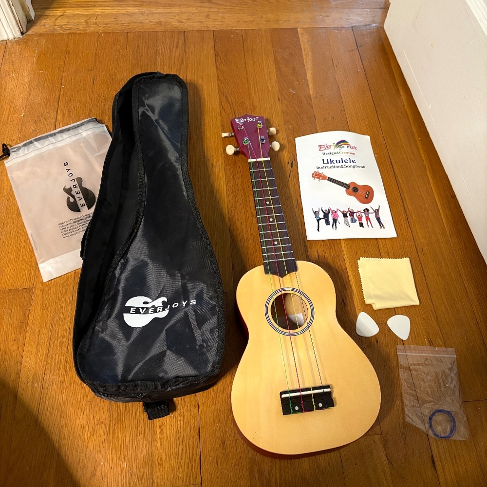 Ukulele Bundle with Case and Accessories (21 in.)
